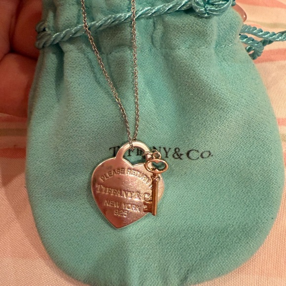 Tiffany & Co. Silver Heart Pendant with Gold Key - Picture 4 of 7